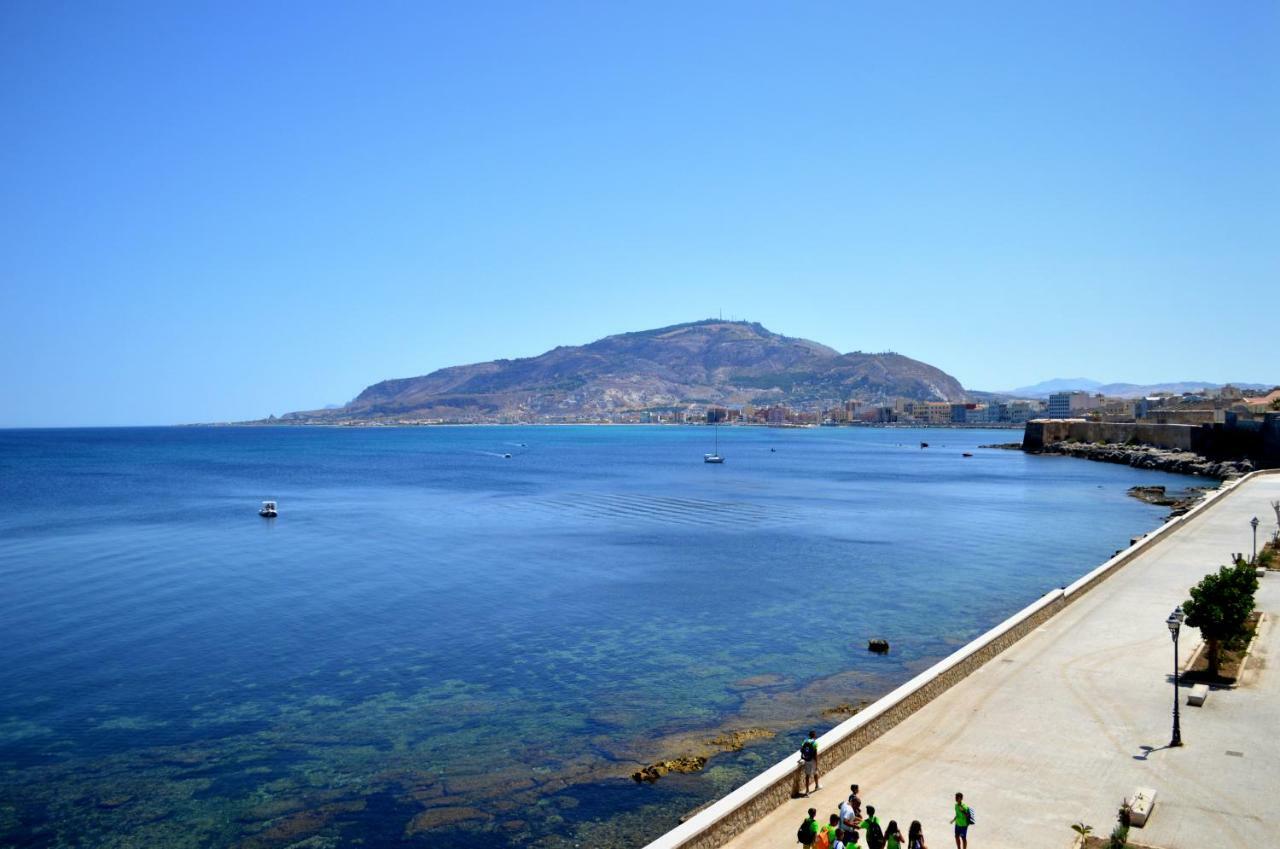 Appartamento Le Sirene Trapani Bagian luar foto