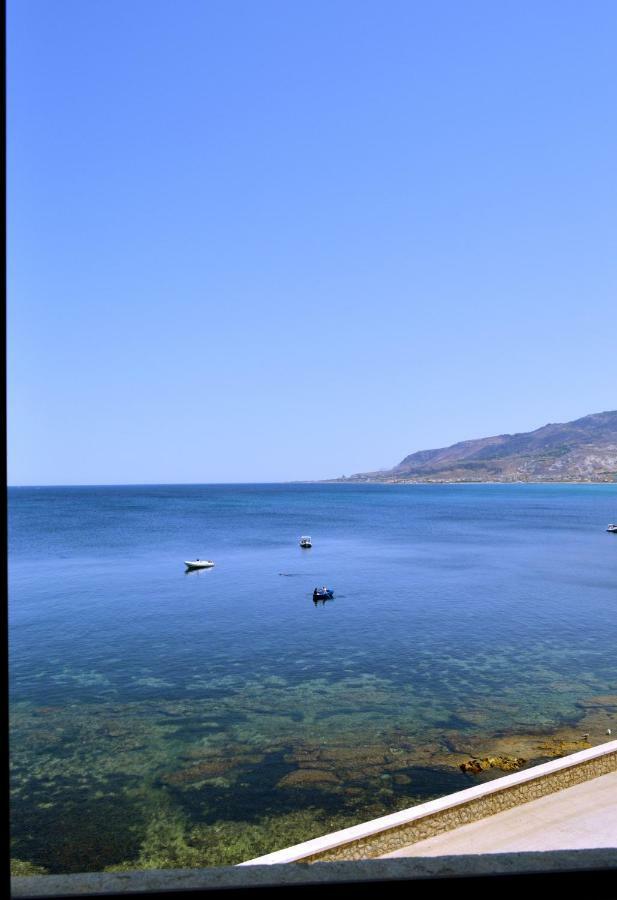 Appartamento Le Sirene Trapani Bagian luar foto
