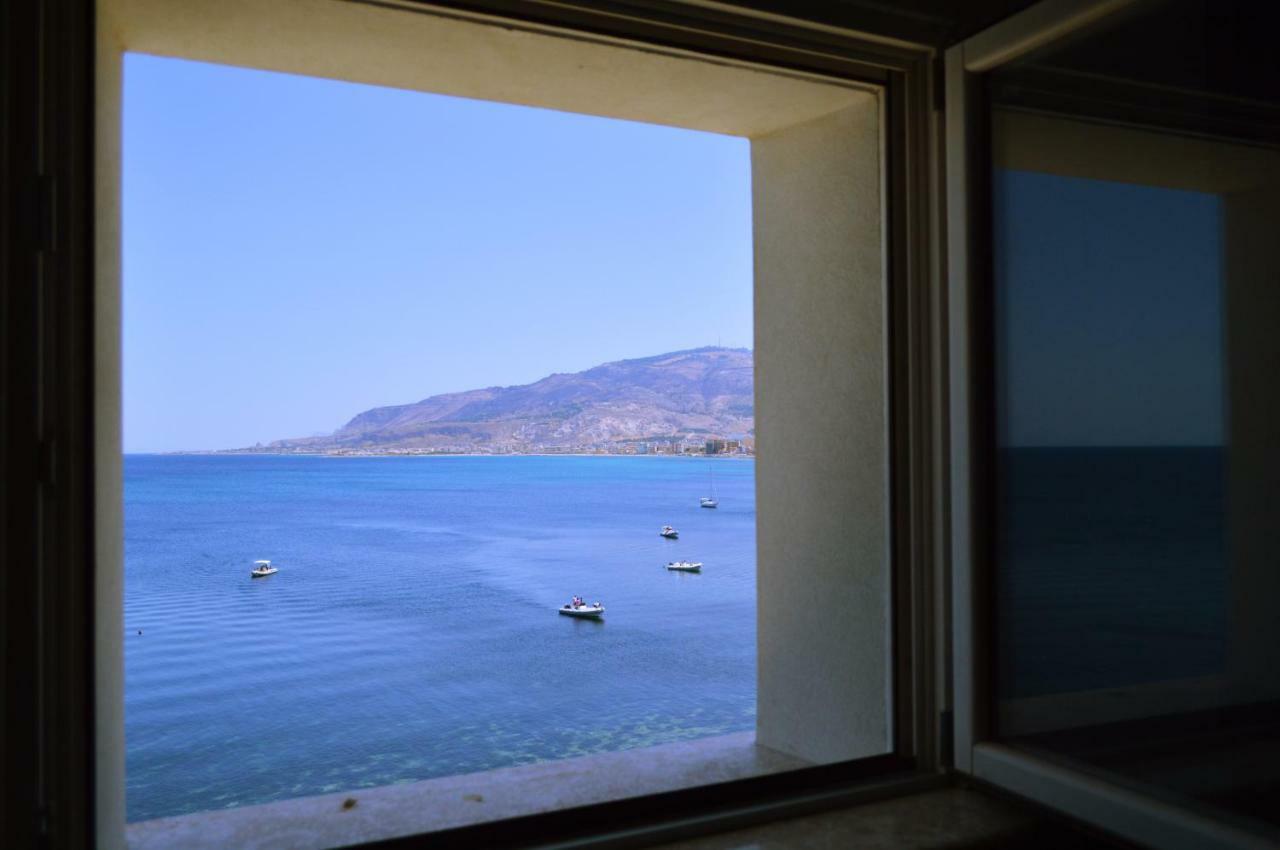 Appartamento Le Sirene Trapani Bagian luar foto